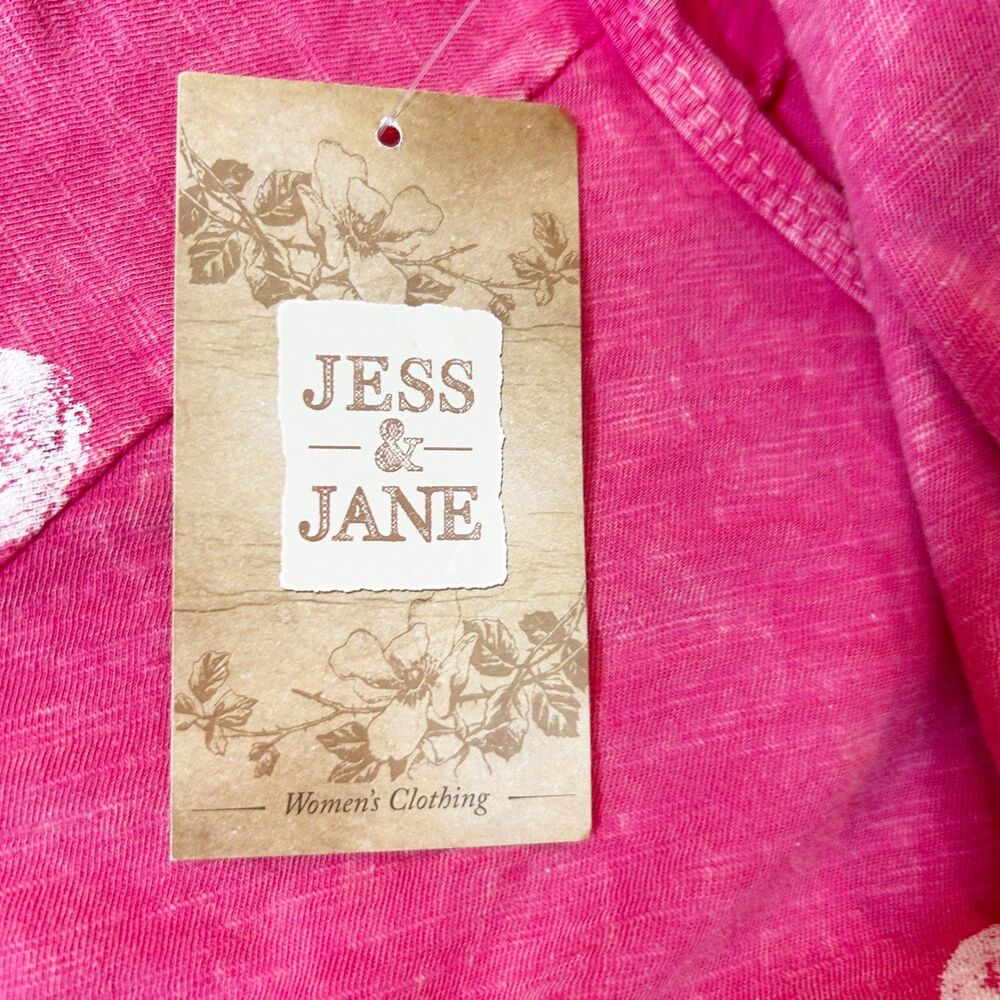 Jess & Jane Happy Days Raspberry Daisy Flower 100% Cotton NWT Top Size Small - Picture 4 of 11